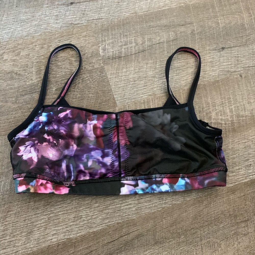 LuluLemon Floral Pirouette Sports Bra - Picture 2 of 16